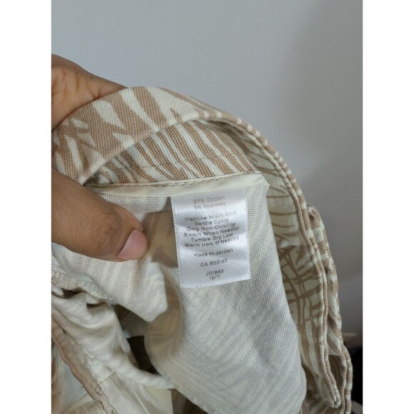 Talbots Womens Tan Tropical Mid Rise Cropped Pants Sz 2 Resortwear Casual Mature - Picture 9 of 10